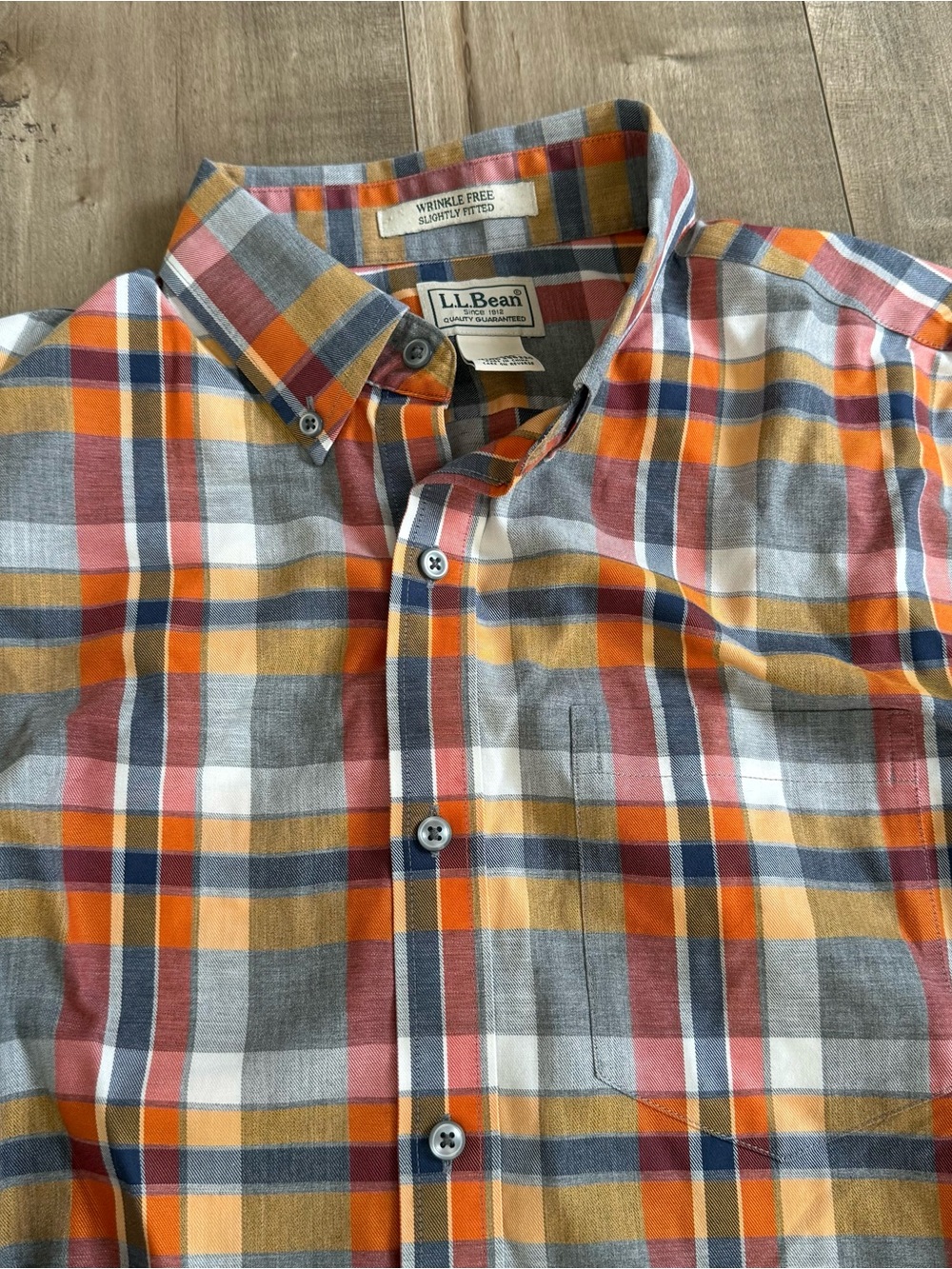 LL Bean Button Down Shirt Plaid Wrinkle Free Slightly Fitted Medium Check Fall